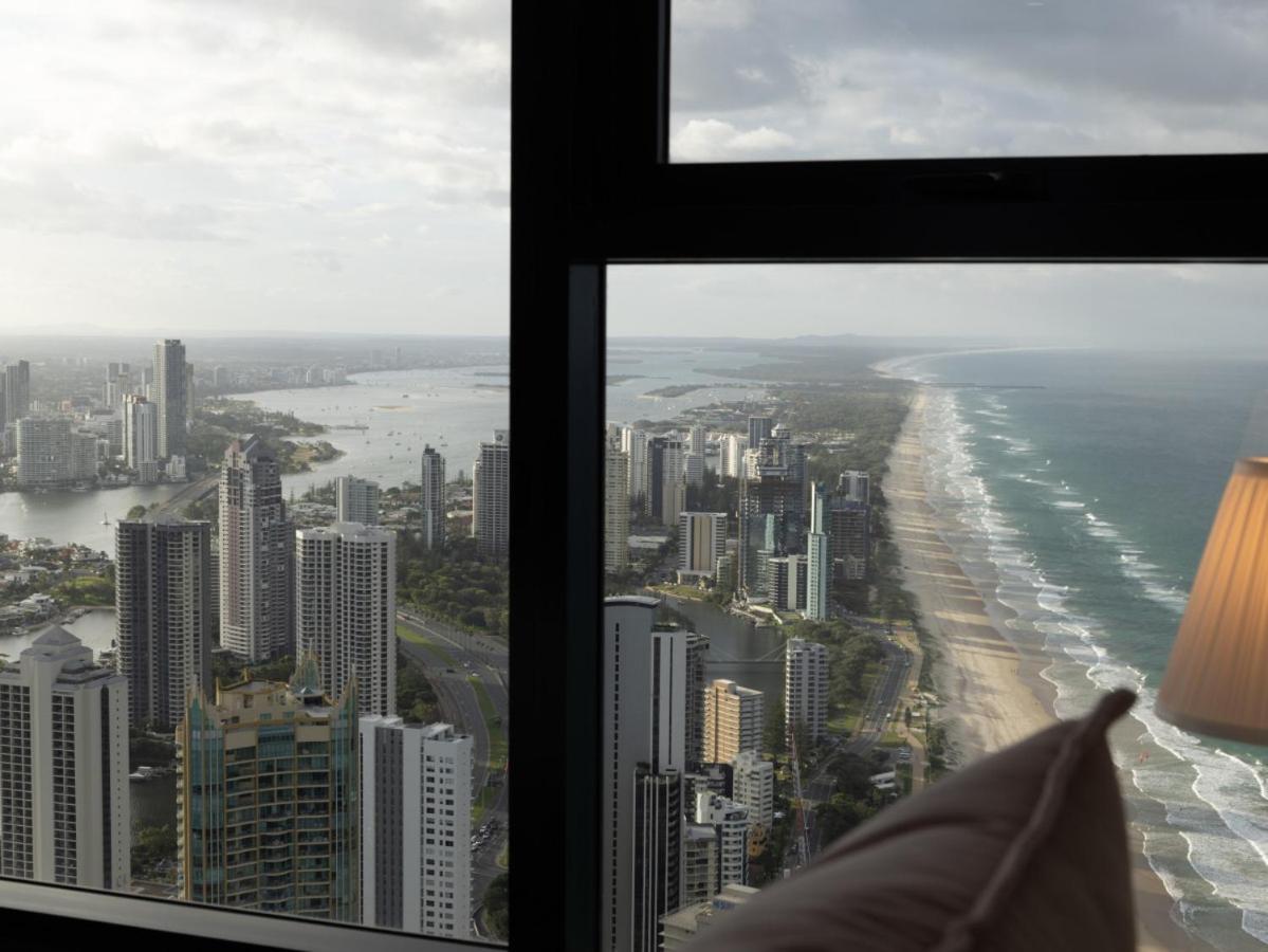 Views From Cloud 1 Min To 2br Pool Gym Gold Coast