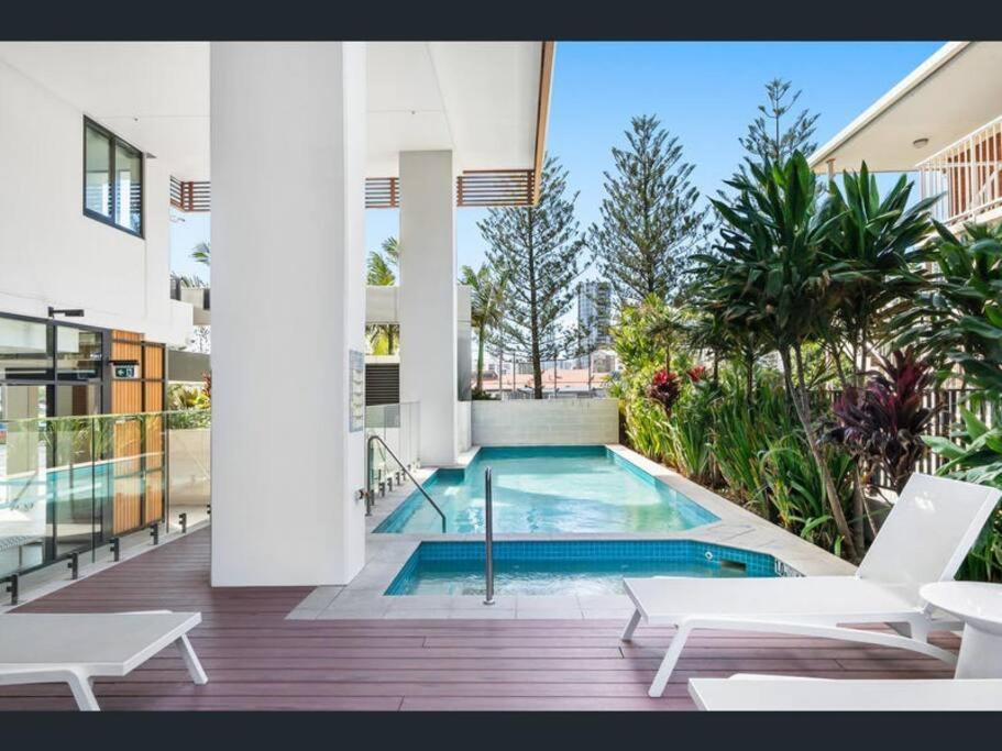 Opus Broadbeach - Hosted By Coastal Letting Company Apartment Gold Coast