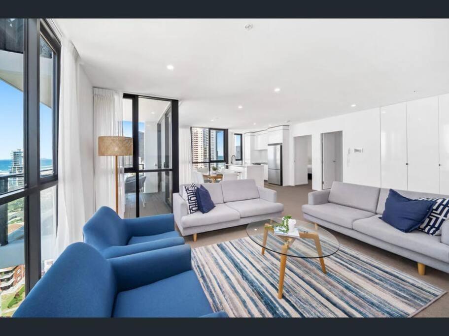 Opus Broadbeach - Hosted By Coastal Letting Company *