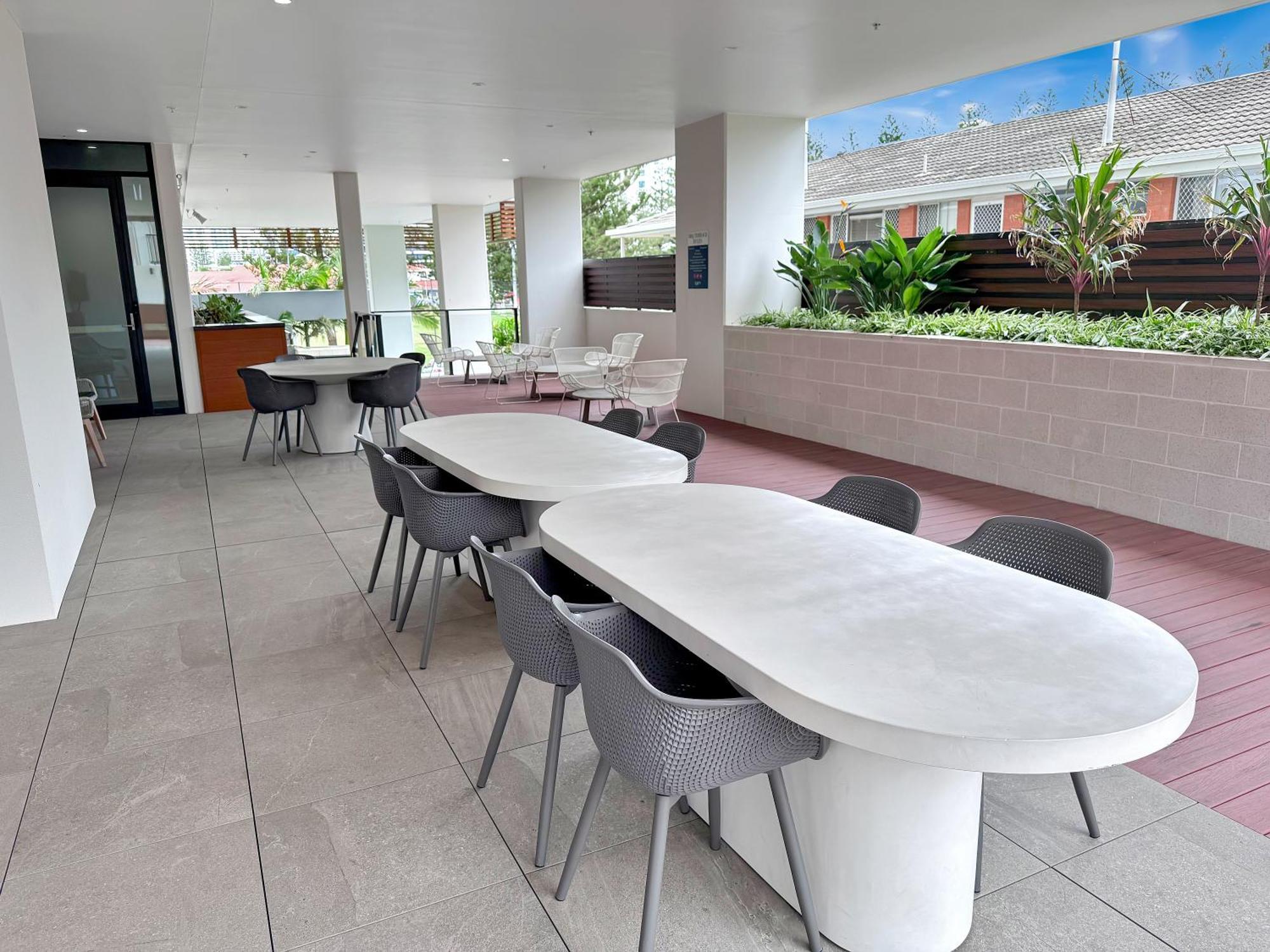 Opus Luxe 21st Flr Stunning Ocean Views * Gold Coast