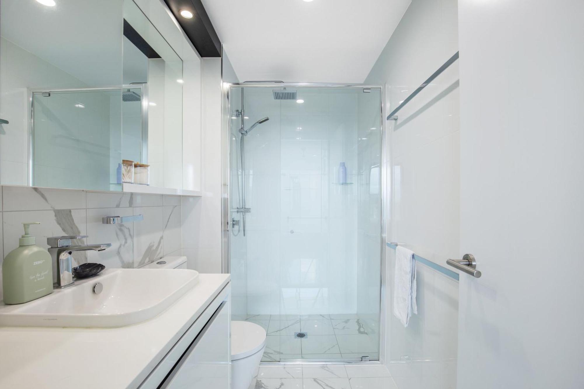 Opus Luxe 21st Flr Stunning Ocean Views