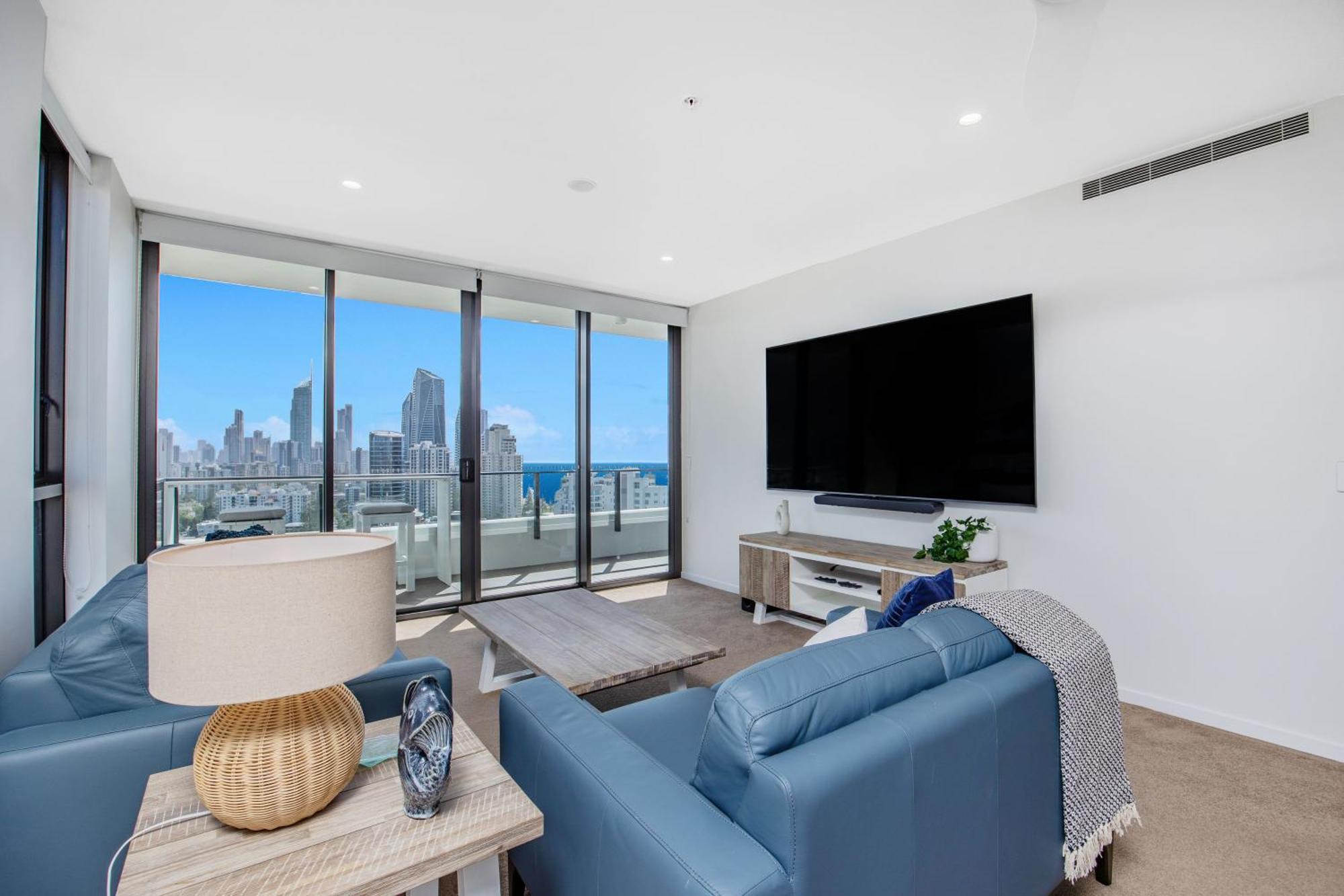 Opus Luxe 21st Flr Stunning Ocean Views Apartment