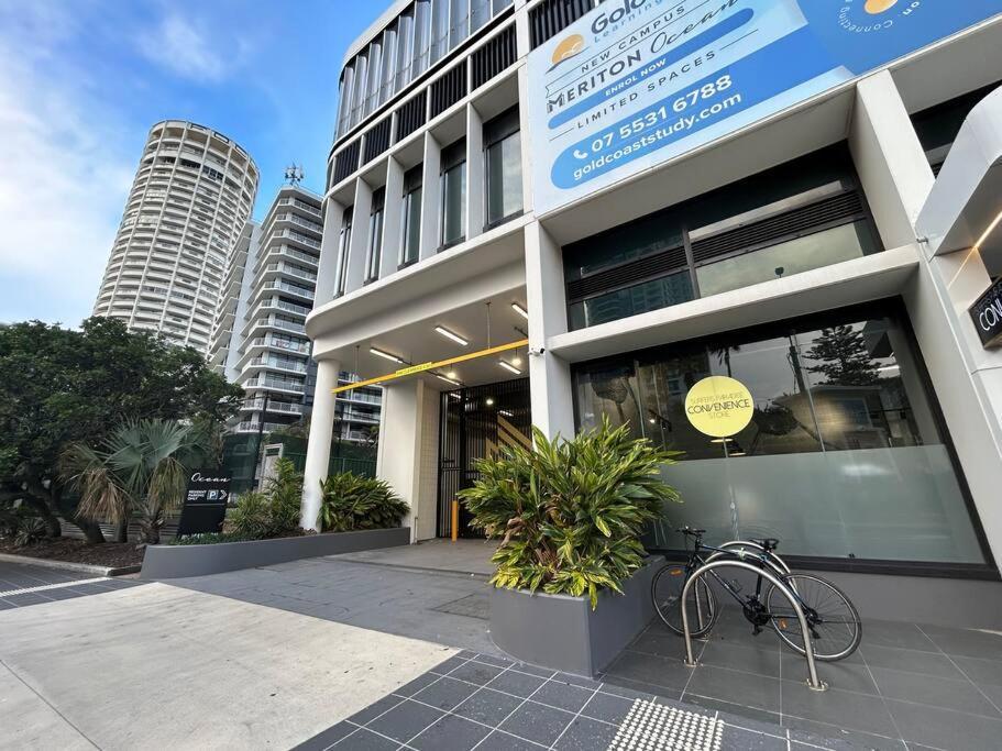 Kozyguru / Surfers Paradise / Ocean Views / Qsp088 * Gold Coast