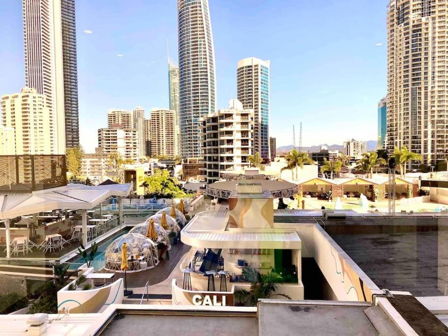 L15 Ocean View With 2 Beds Apartment Gold Coast