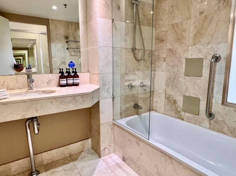 Apartment Ocean Front Studio, 2beds, Free Wi-fi