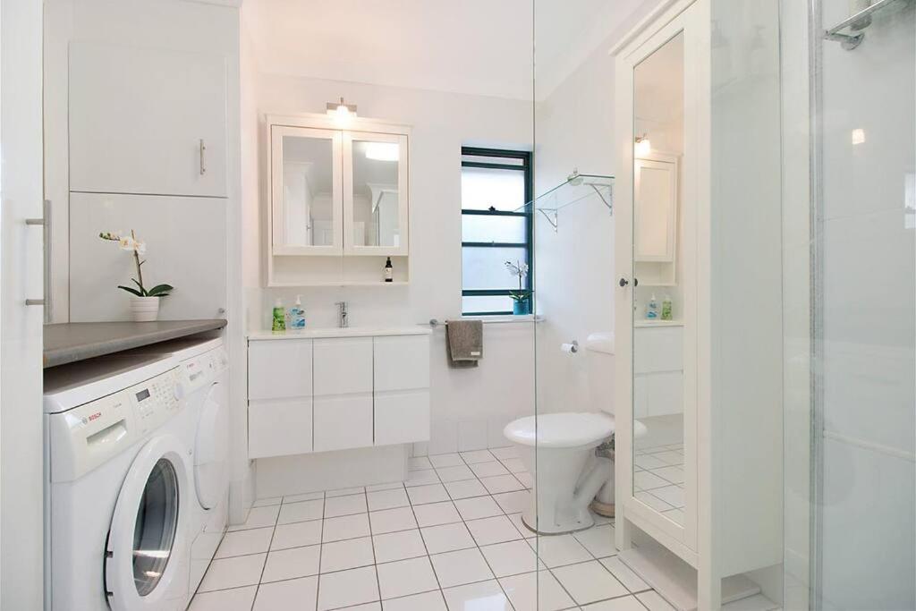 Ocean View Dreaming, Metres To The Beach! Apartamento Gold Coast