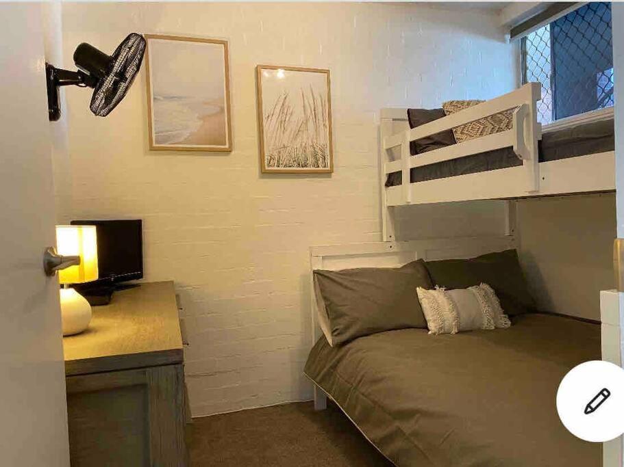 Position Position Position Apartment *