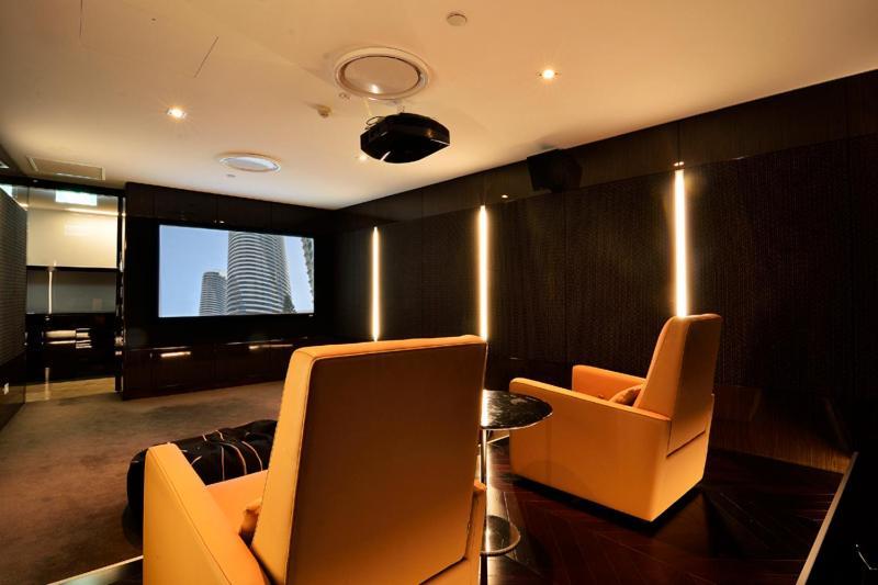 Oracle 2705 Gold Coast