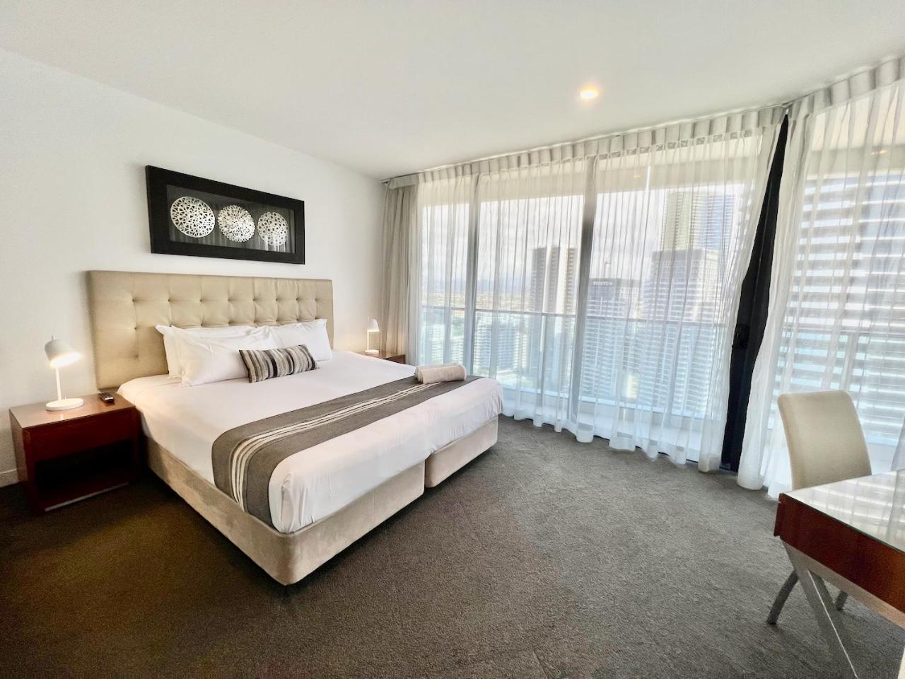 Oracle 2401 * Gold Coast