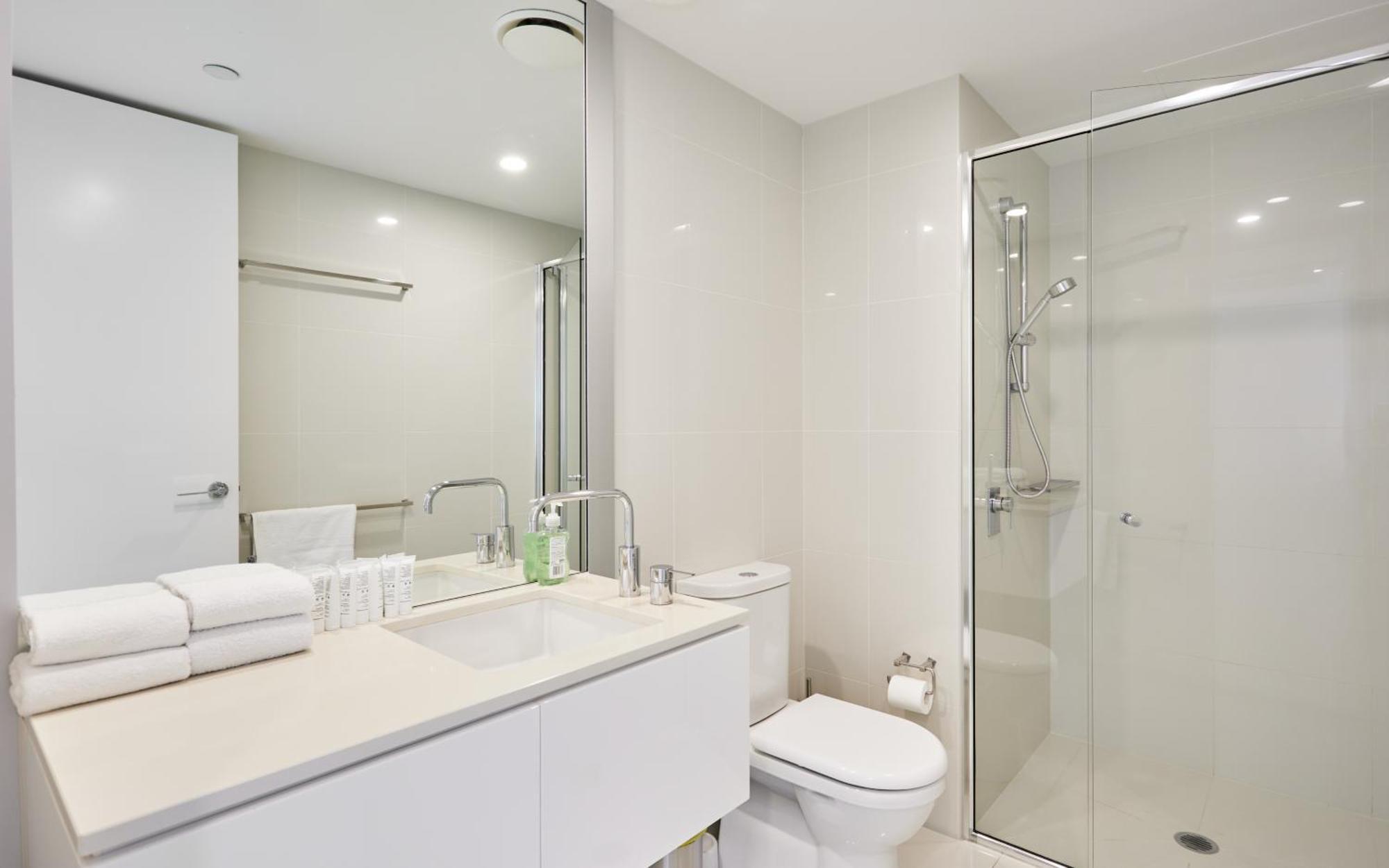Serain Residences On 9 Hamilton Avenue Gold Coast