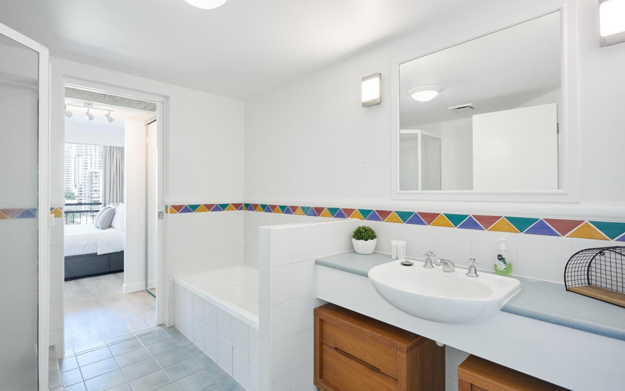 Crown Tower By Serain Residences Apartment Gold Coast