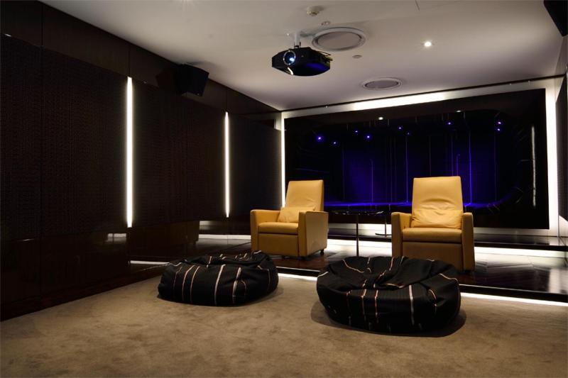 Oracle 2 1907 Apartment
