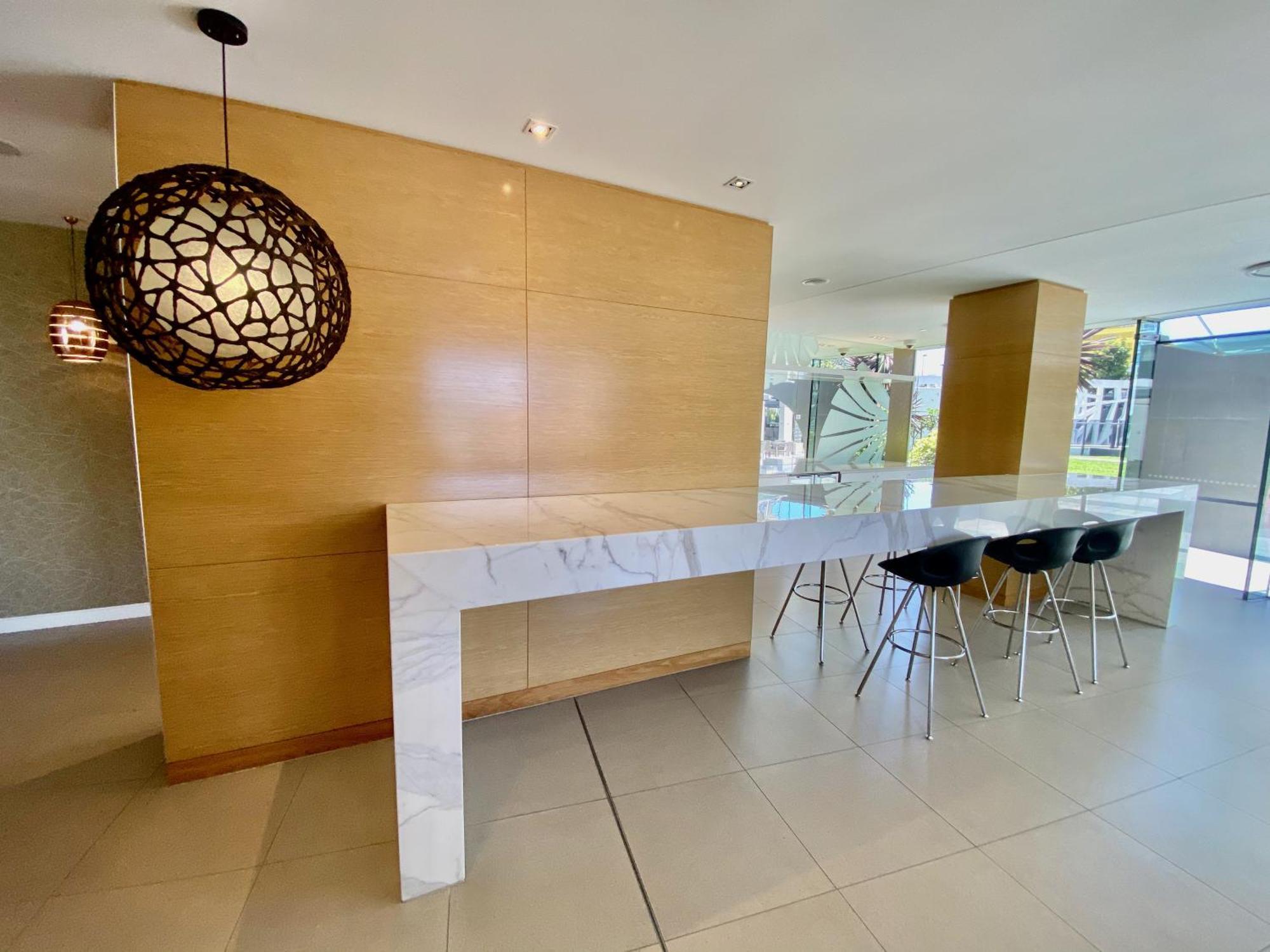 Apartment Oracle 2 1907 *