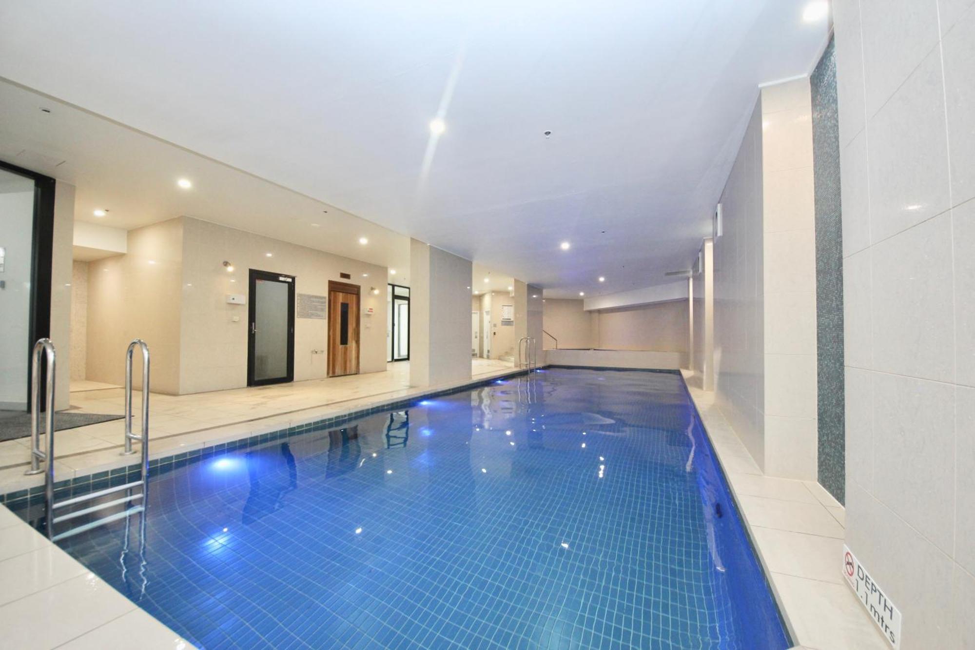 Sierra Grand 610 * Gold Coast