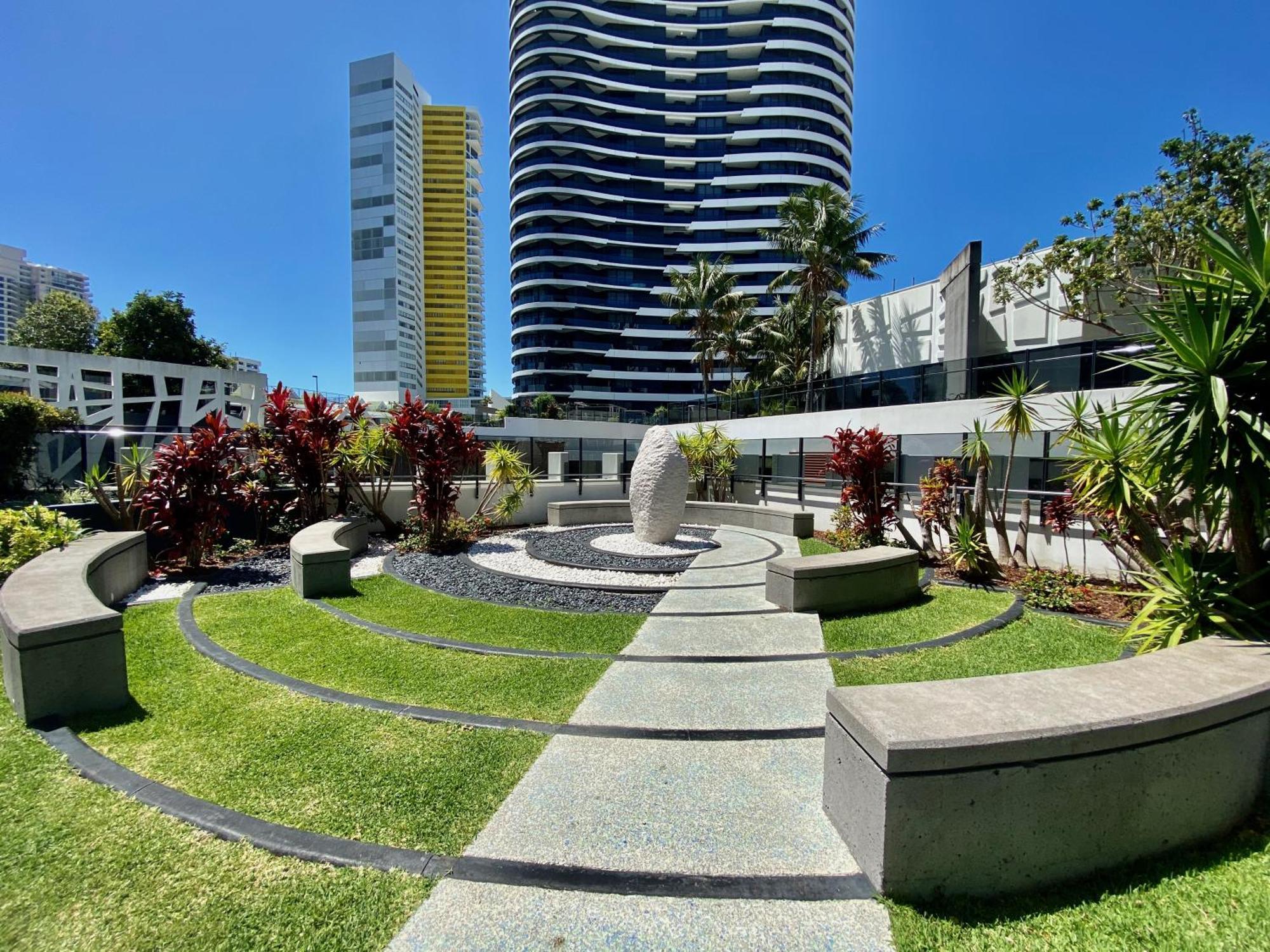 Oracle 2 1907 Apartment
