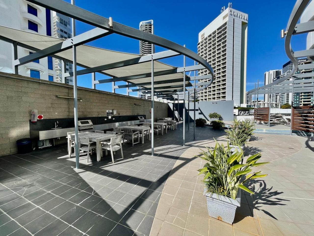 The Wave 1603 Apartment *