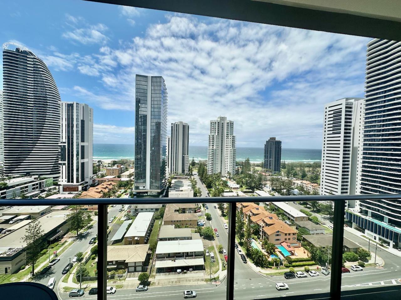 Apartment Avani 1904 Views