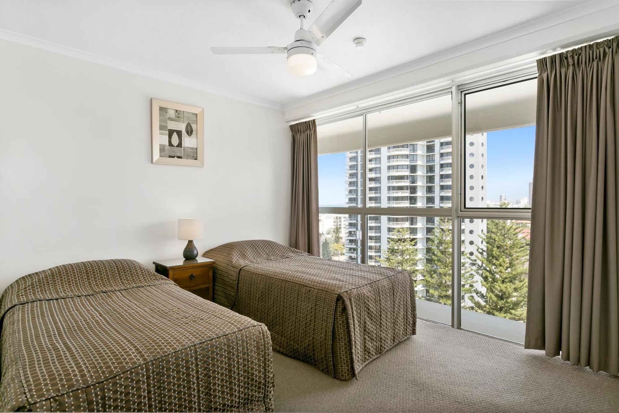 Surfers Beachside 4* Gold Coast