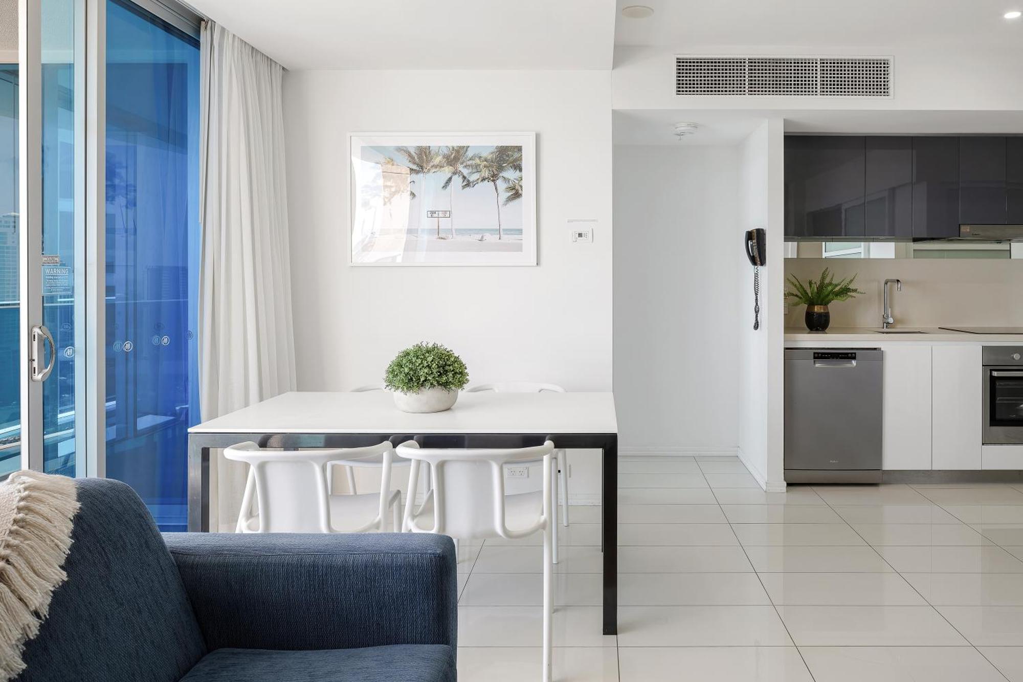 H-residences Apartment *