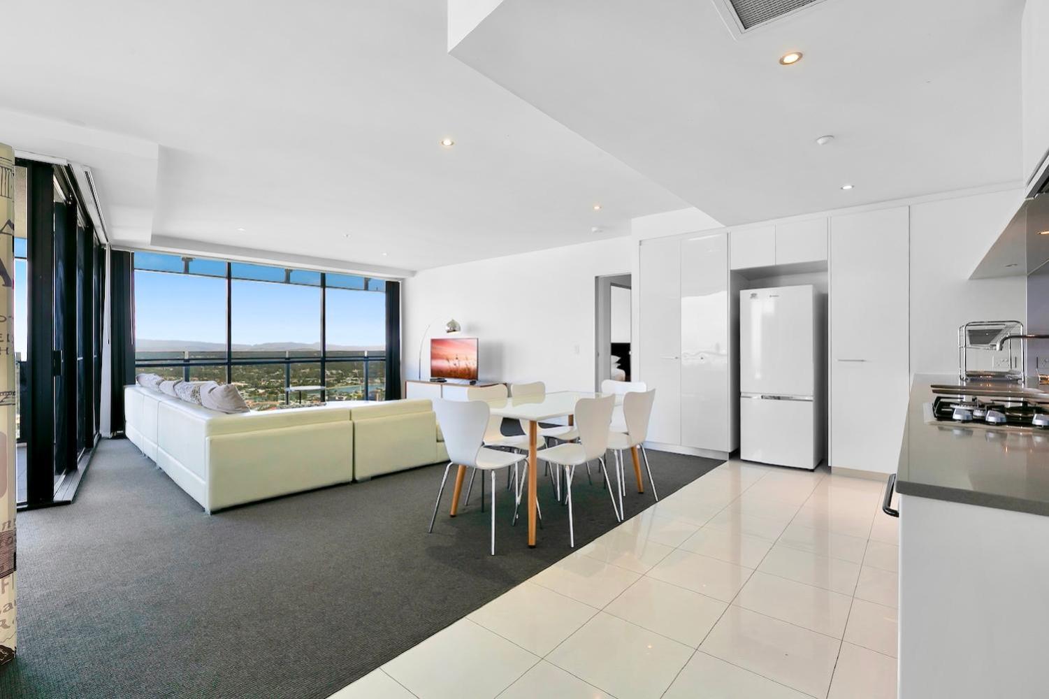 Circle On Cavill Surfers Paradise Apartments-holiday Paradise Gold Coast