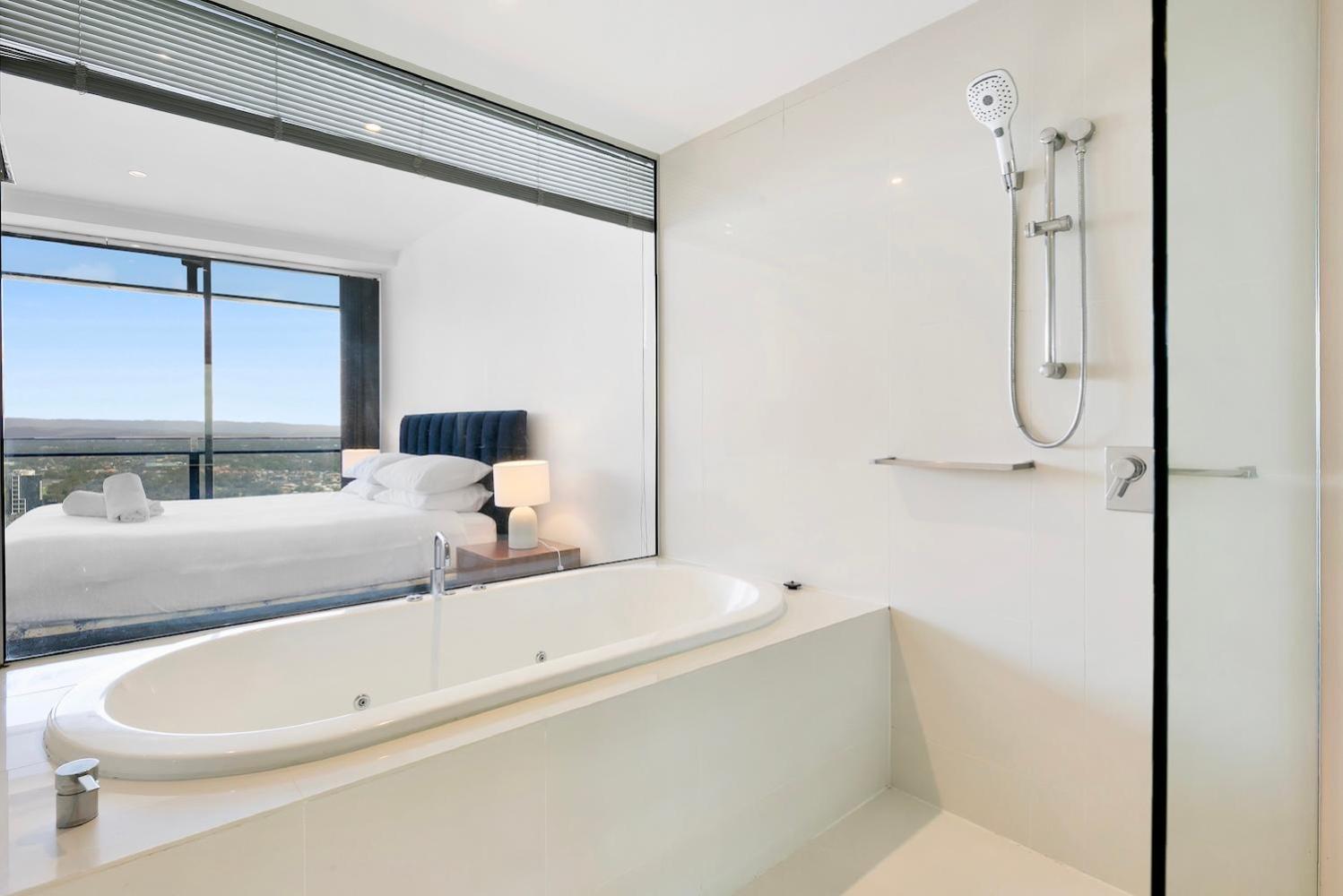 Apartment Circle On Cavill Surfers Paradise Apartments-holiday Paradise Gold Coast