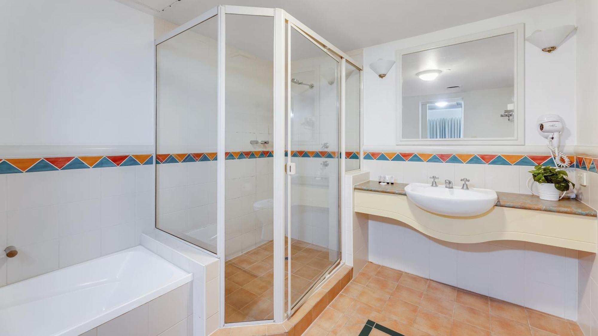 Crown Towers Apartamento