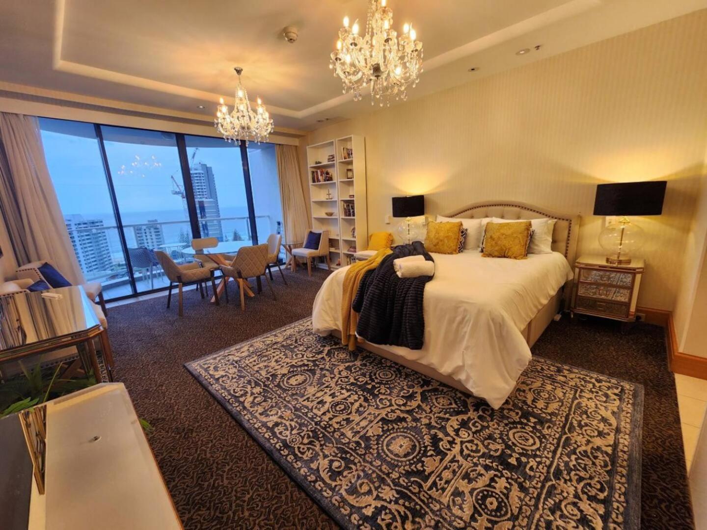 Deluxe Private And - Ocean Views Apartment Gold Coast