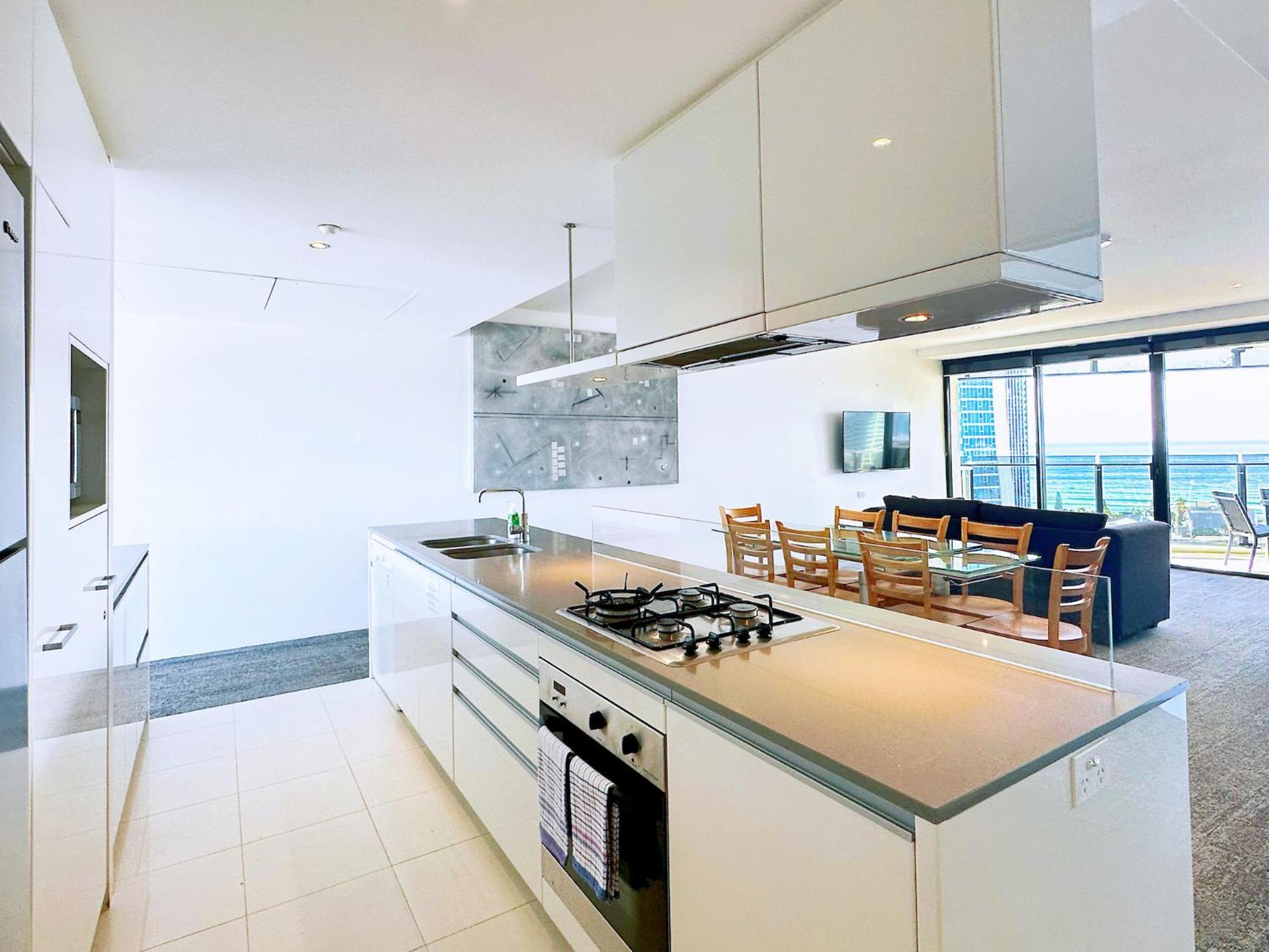 Circle On Cavill Surfers Paradise Apartments-holiday Paradise Apartment