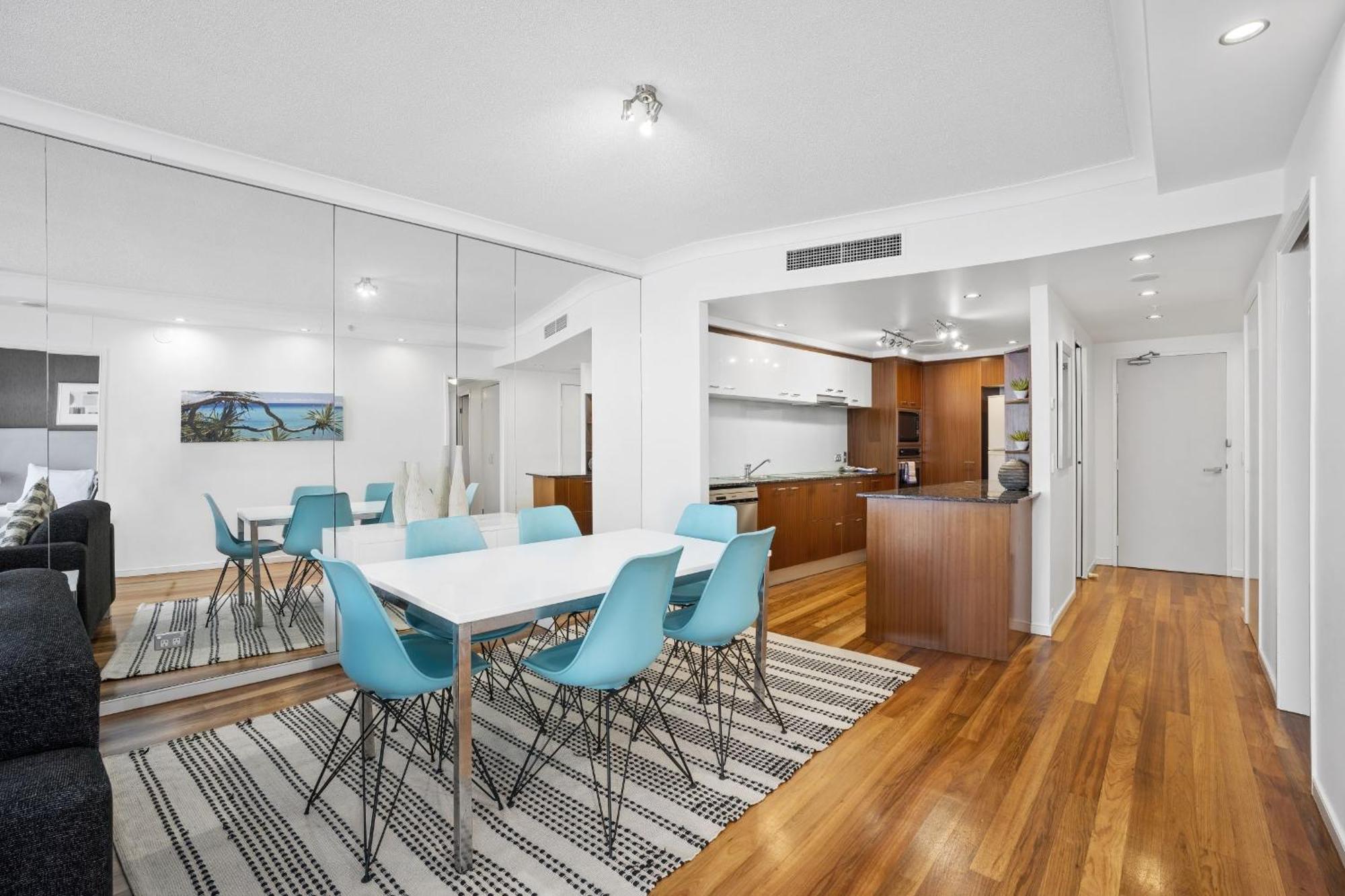 Apartment Chevron Renaissance - Hr Surfers Paradise *