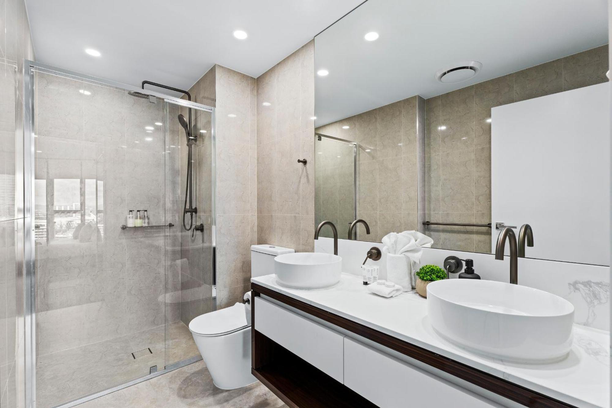 Modern 2 Bedroom Unit At The Gallery Residences In Broadbeach - Q * Gold Coast