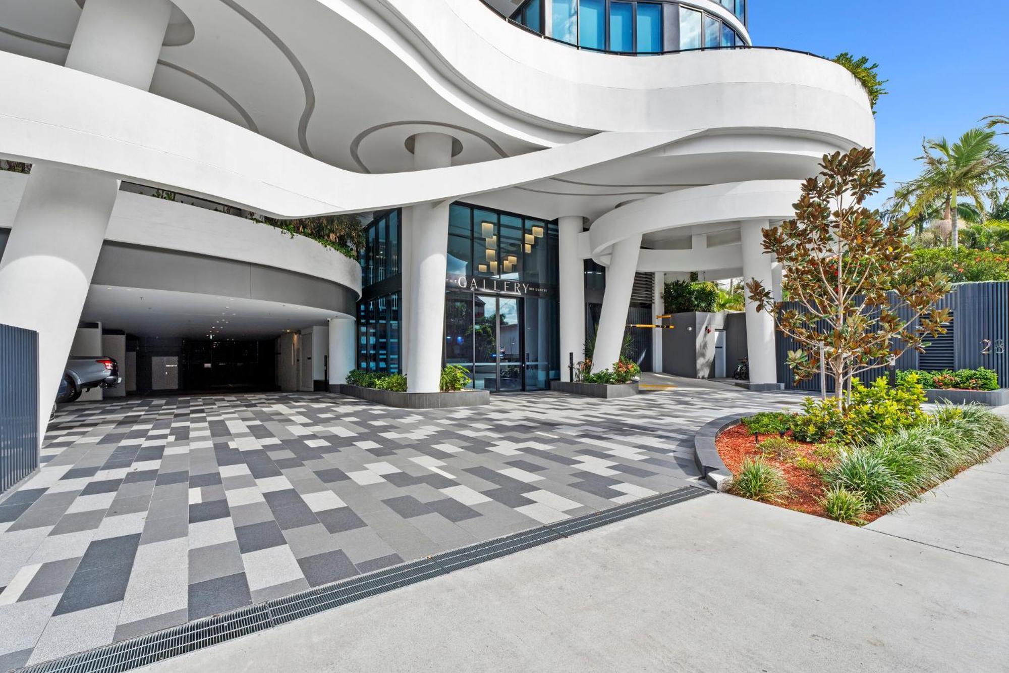 Modern 2 Bedroom Unit At The Gallery Residences In Broadbeach - Q * Gold Coast