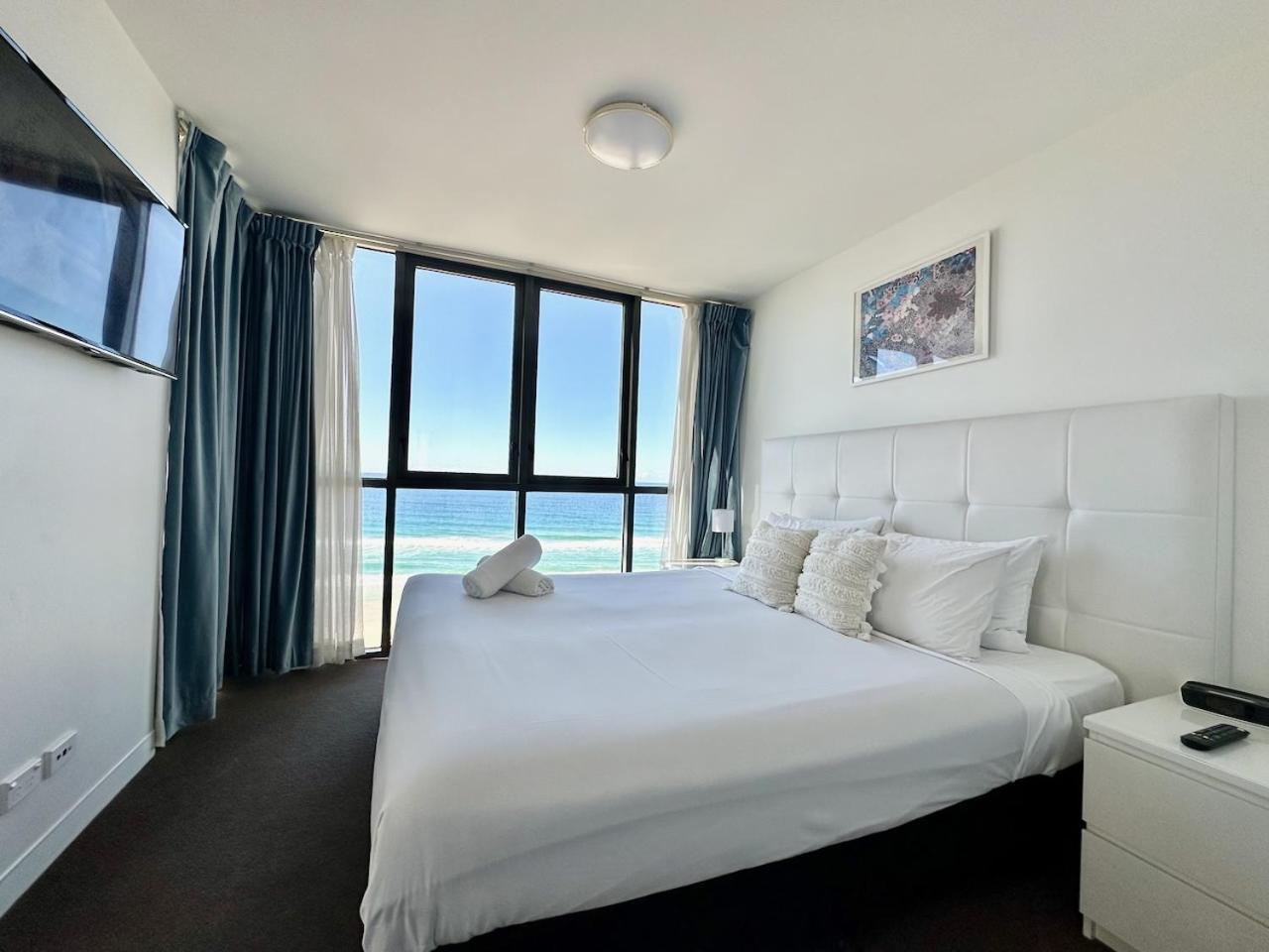Apartment Rhapsody 1405 Gold Coast