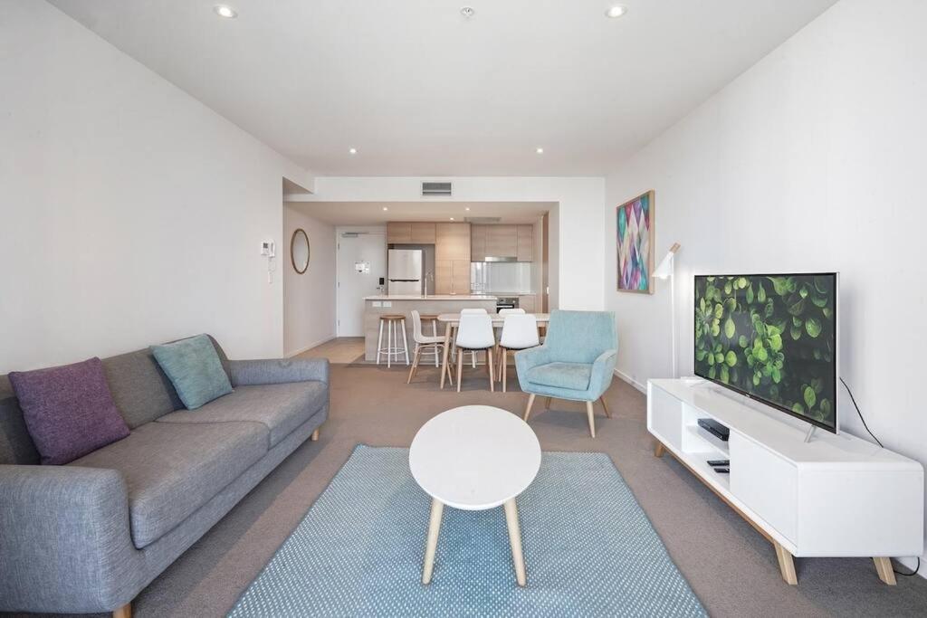 Apartment Ocean Views, Broadbeach #604 Beaches *