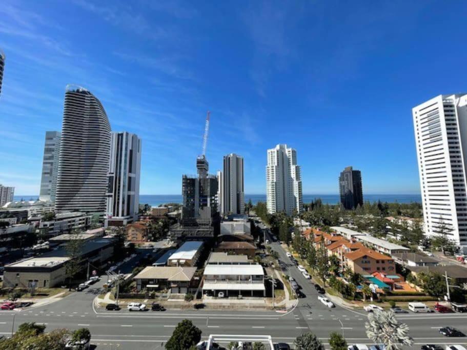 Apartment Ocean Views, Broadbeach #604 Beaches