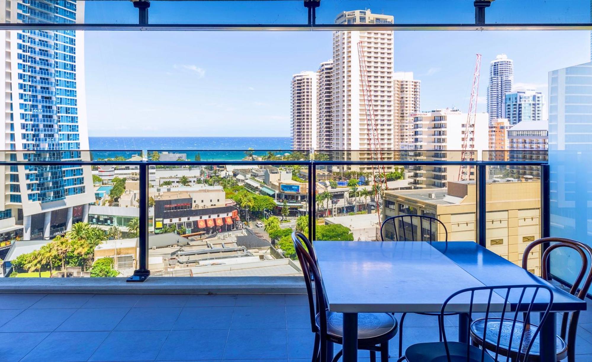 Circle On Cavill Surfers Paradise Apartments-holiday Paradise Apartment *
