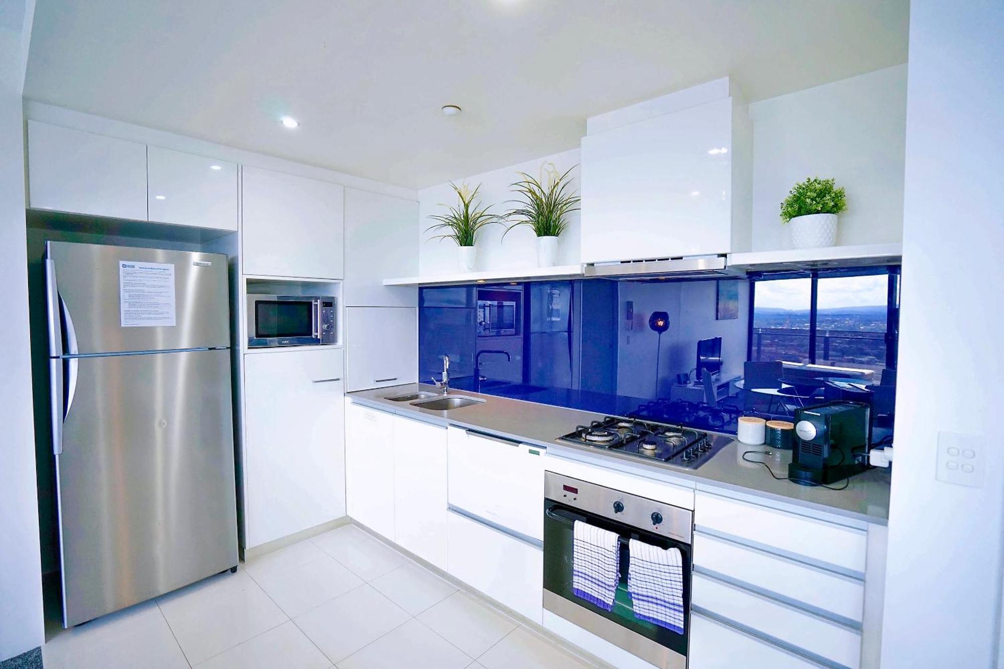 Circle On Cavill Surfers Paradise Apartments-holiday Paradise Gold Coast