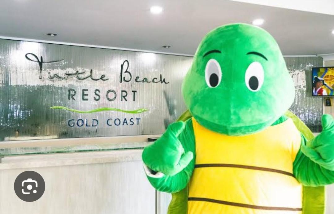 Best Ground Floor Pool Side Superior - New Listing * Gold Coast