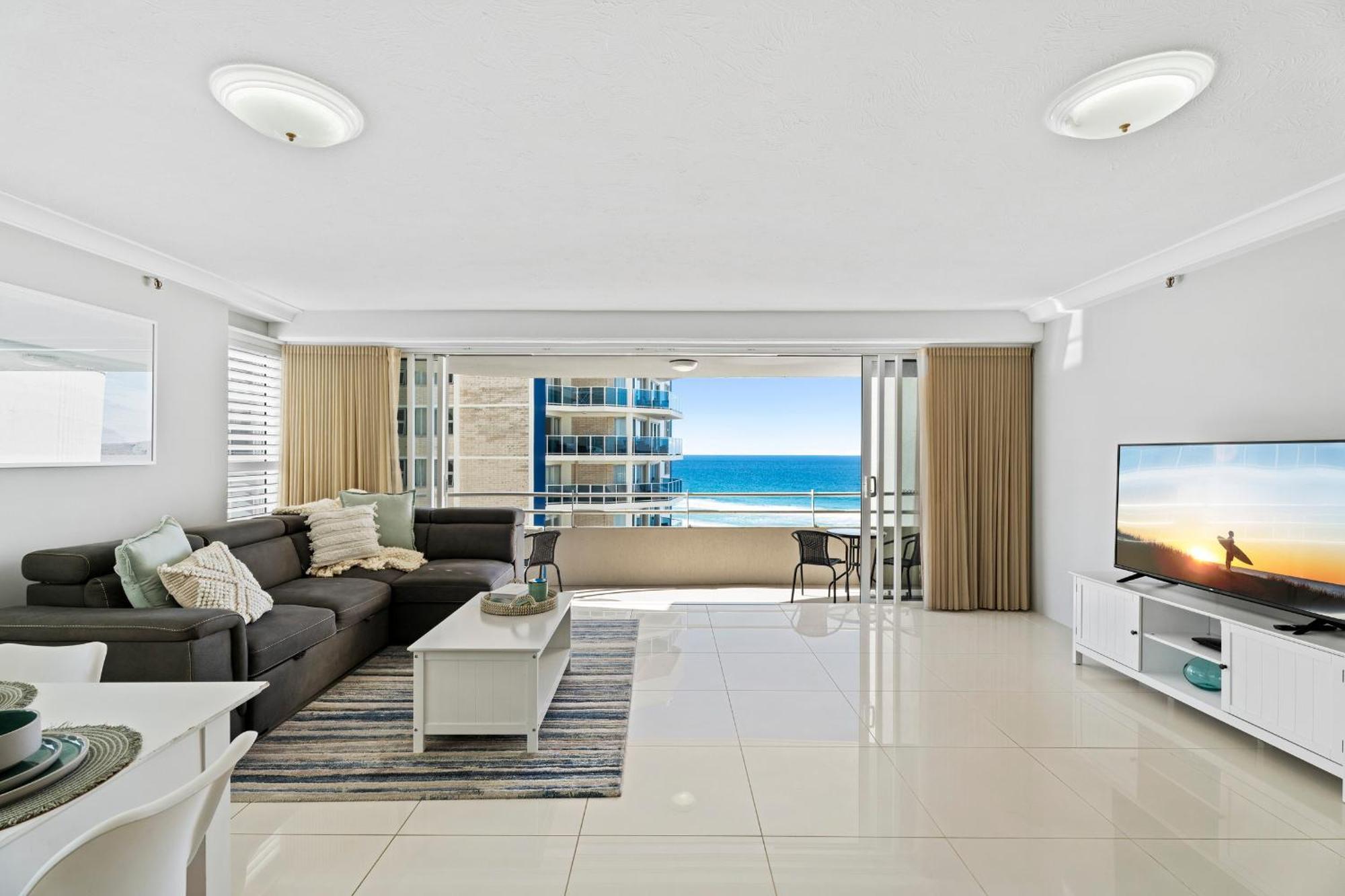 3 Bedroom Ocean View Unit At Zenith In Surfers Paradise - Q * Gold Coast