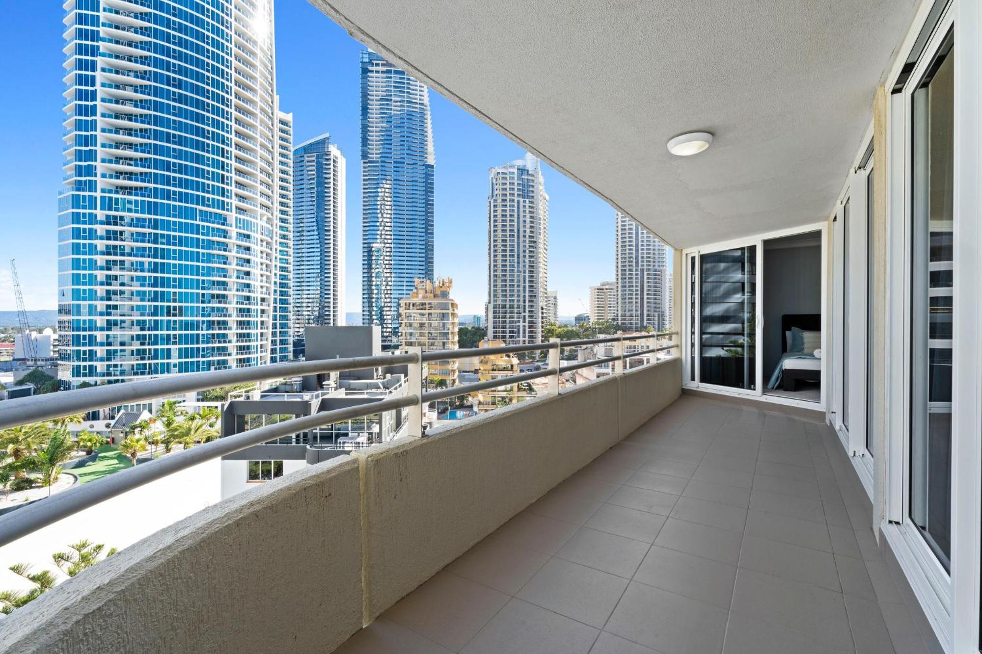 Apartment 3 Bedroom Ocean View Unit At Zenith In Surfers Paradise - Q Gold Coast