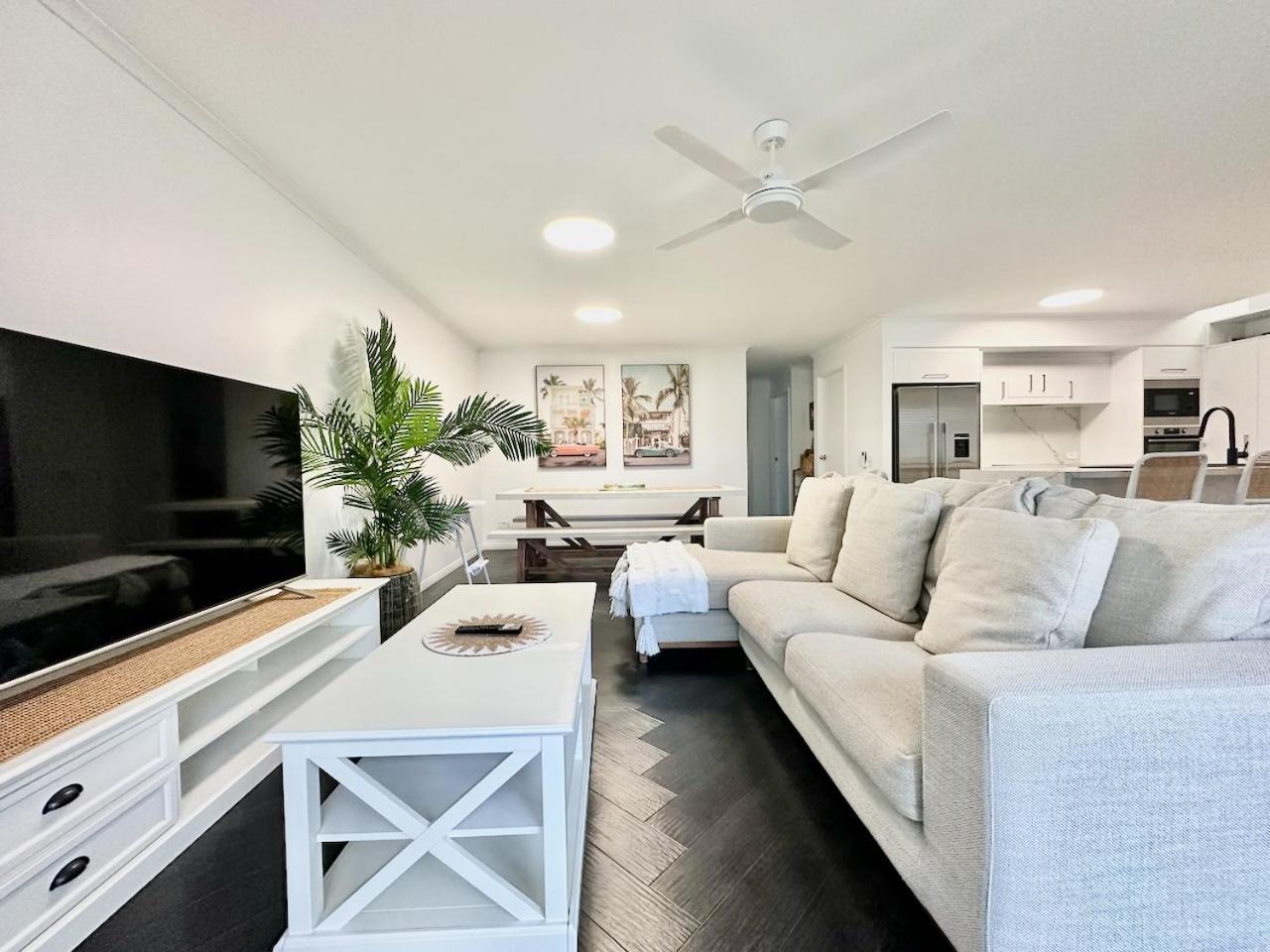 Apartment Super Modern Diamond Penthouse 33 Gold Coast