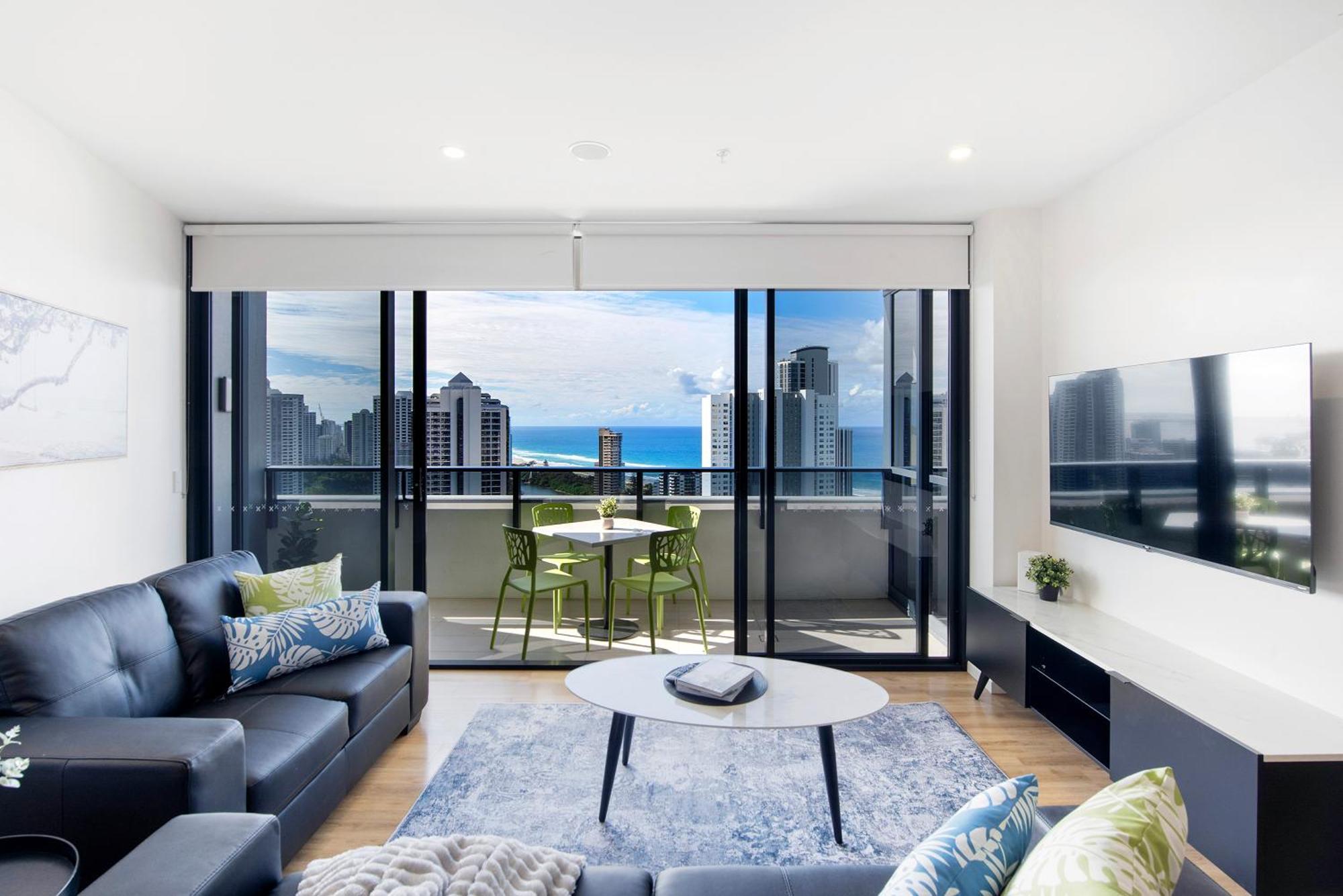Ruby - Self Contained, Privately Managed Apartment
