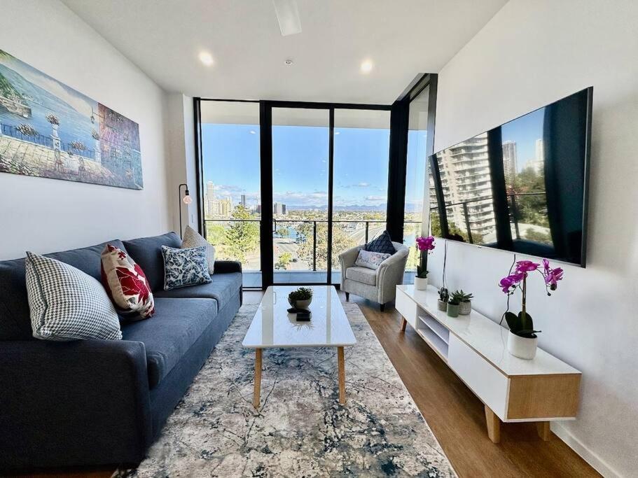 Apartment Amazing Waterfront, Surfers Paradise #81 *