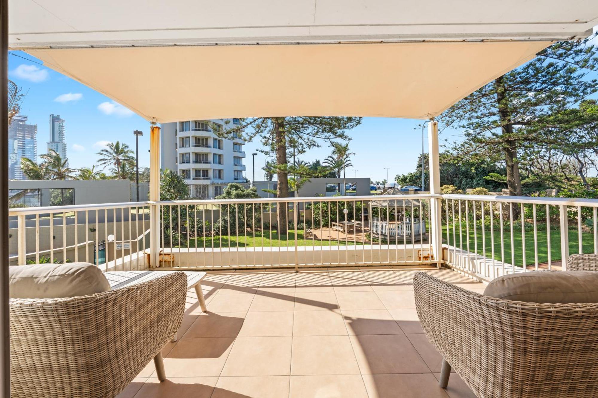 Aparthotel Narrowneck Court 4*