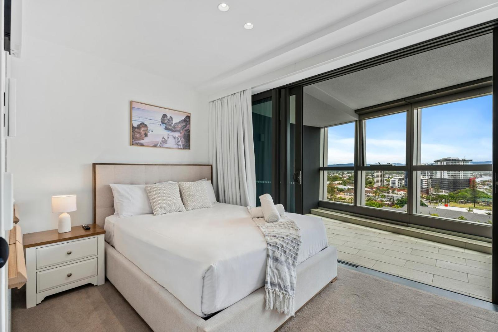 Jewel Private Beachfront Residences Apartment