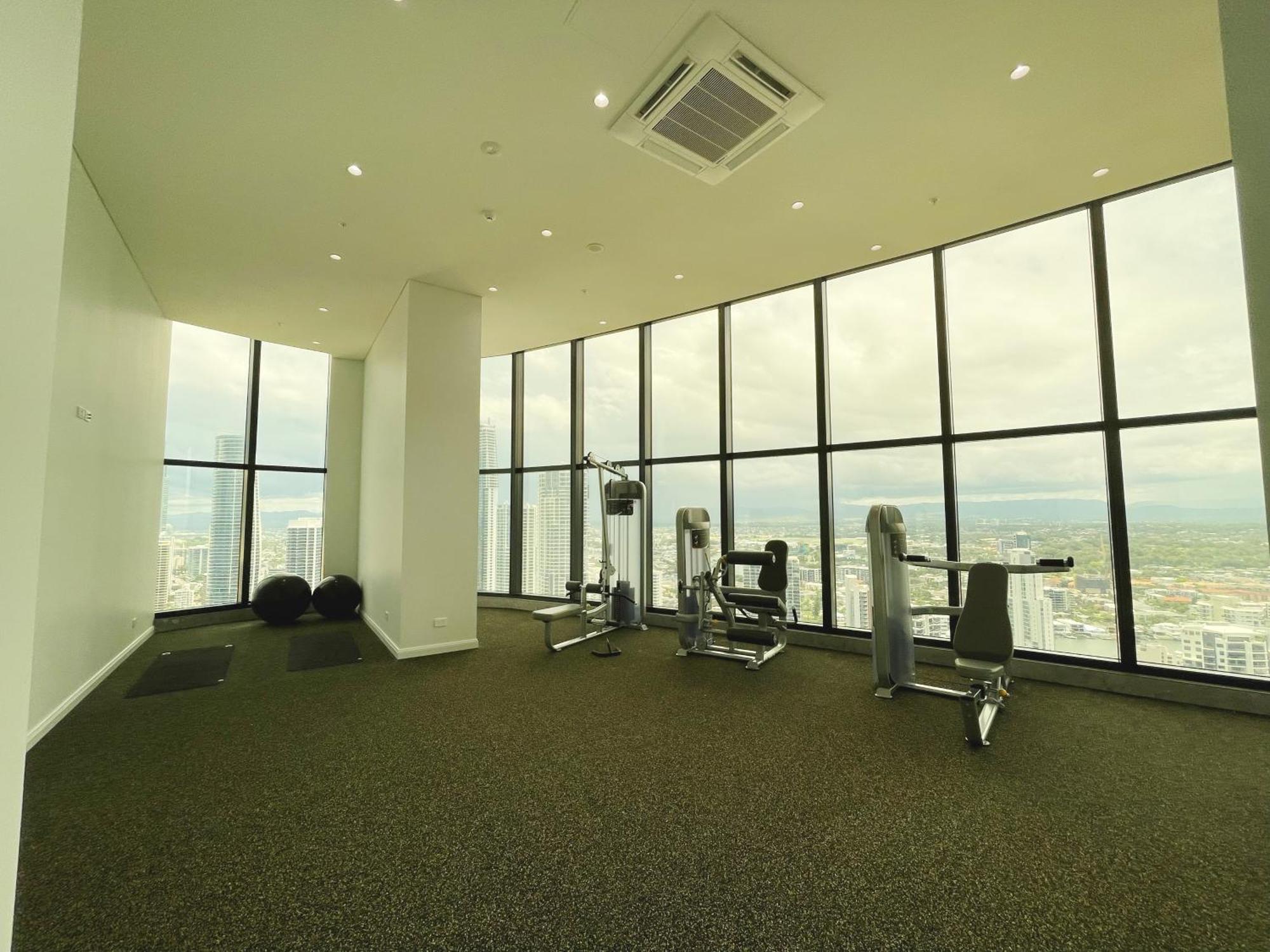 Oceanfront Serenity 2beds Ocean View Apartment Gold Coast