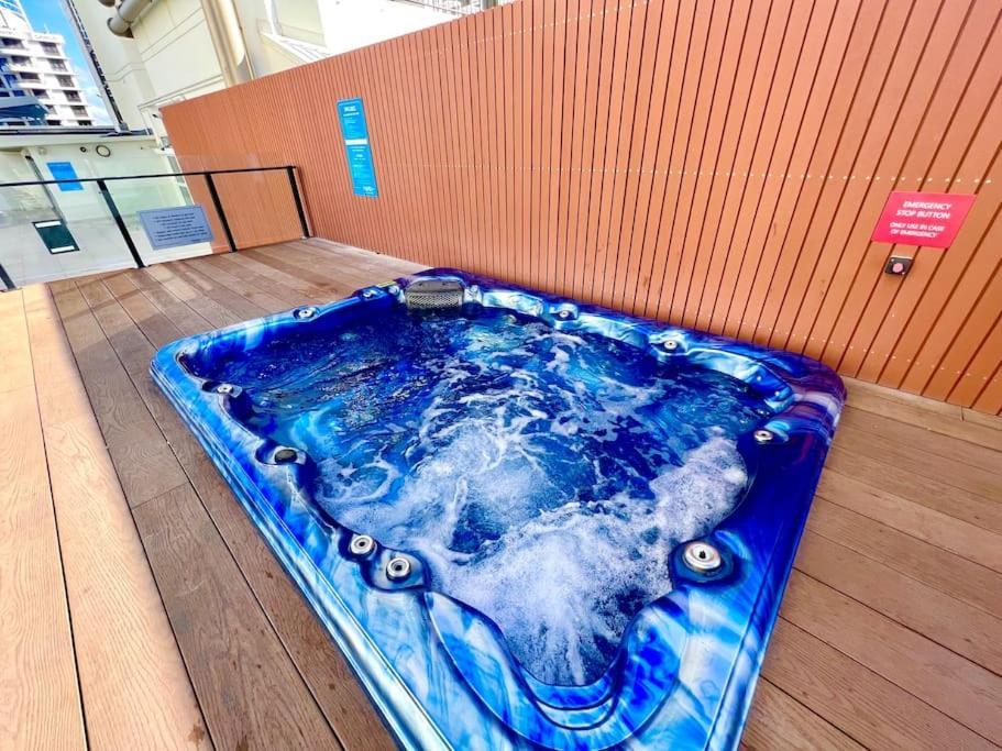 Level 22 Ocean View