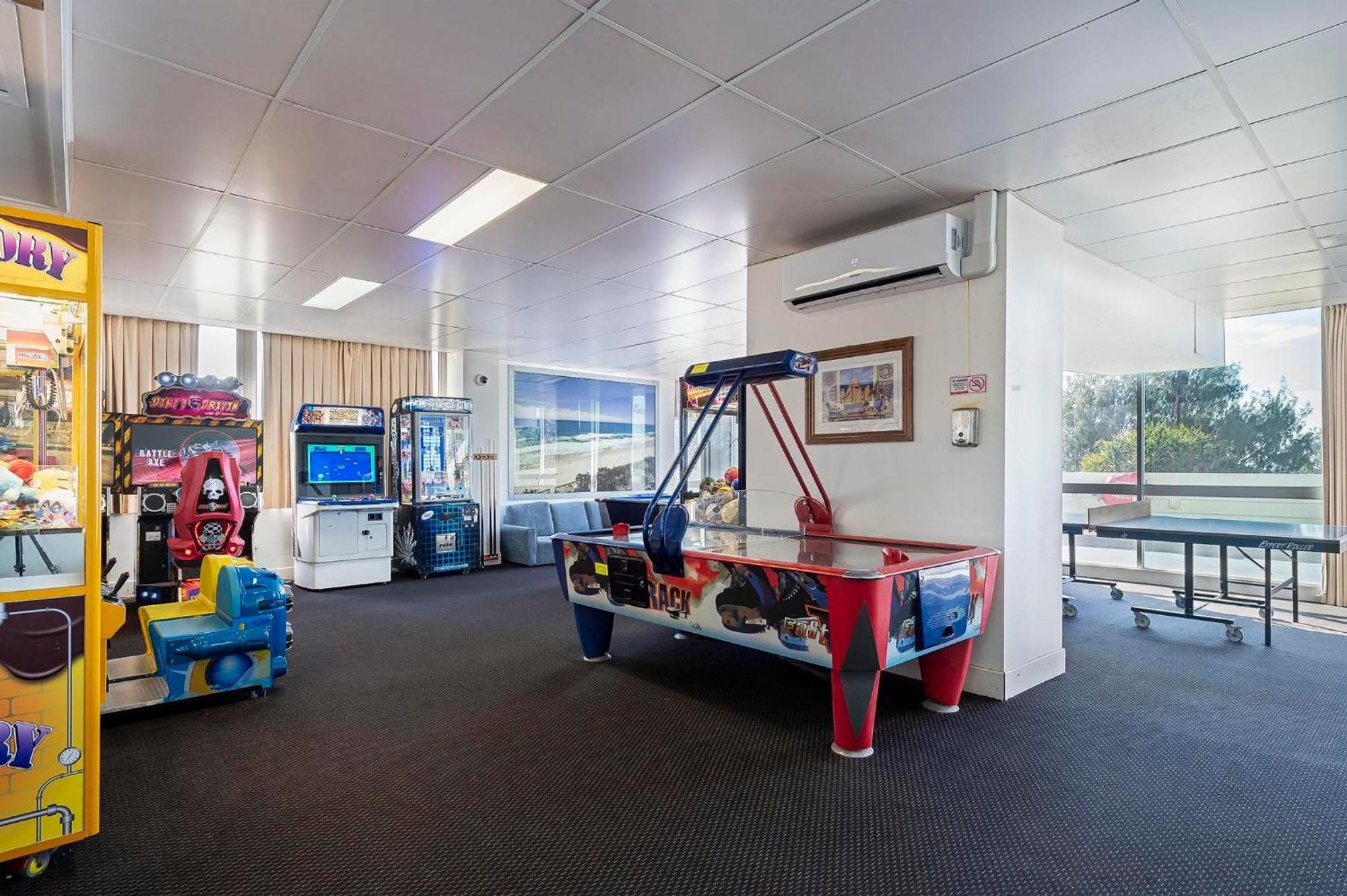 Boho Oceanview Apartment Gold Coast