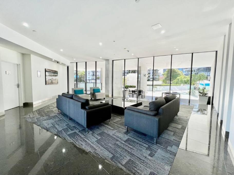 Amazing Sierra Grand 26th Floor Apartment Gold Coast