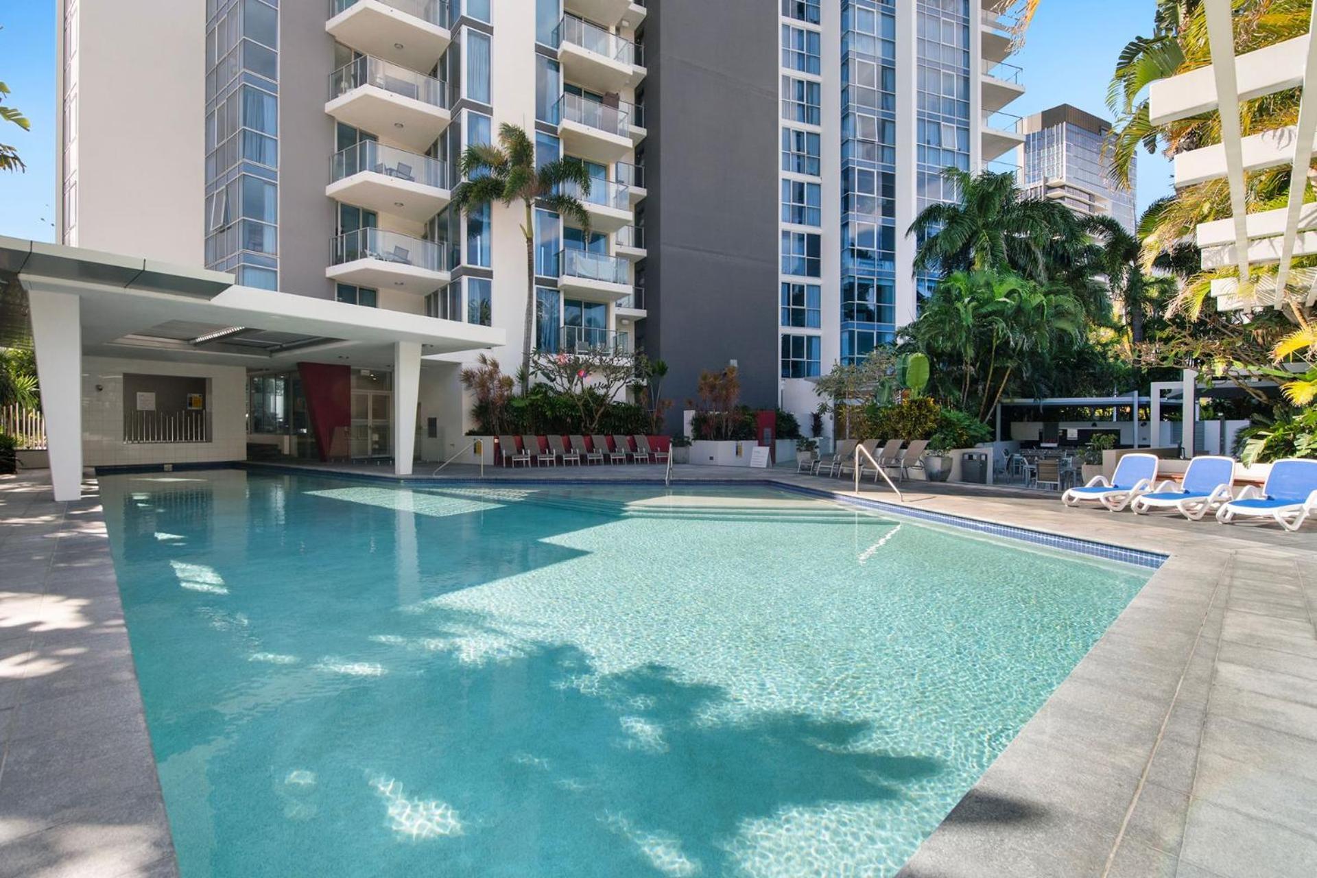 Apartment Artique 3 Bedroom Close To The - Coasthm