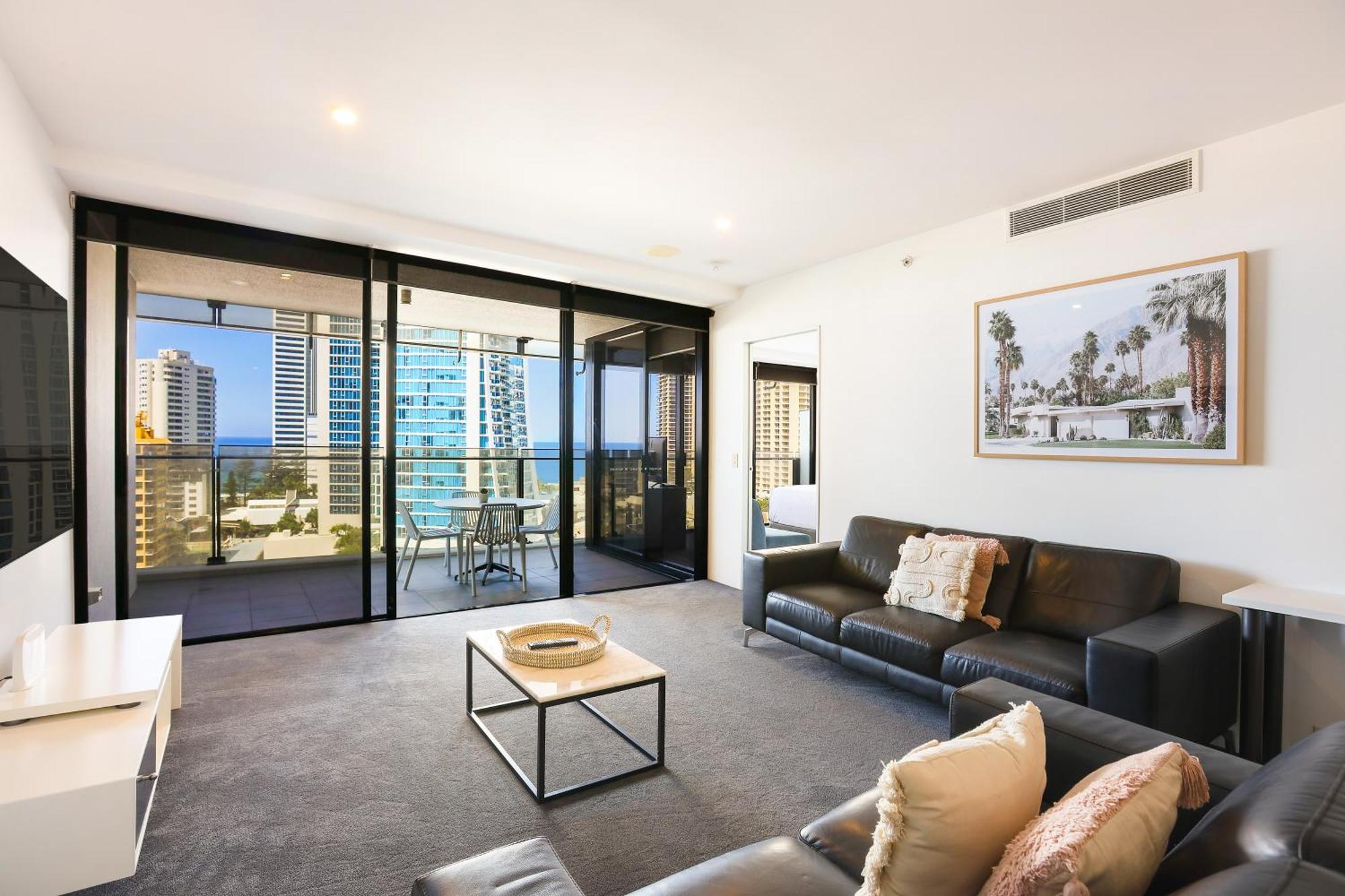 Circle On Cavill 2, 3, 4 & 5 Bedroom Skyhomes & Sub Penthouses By Holidays Apartment